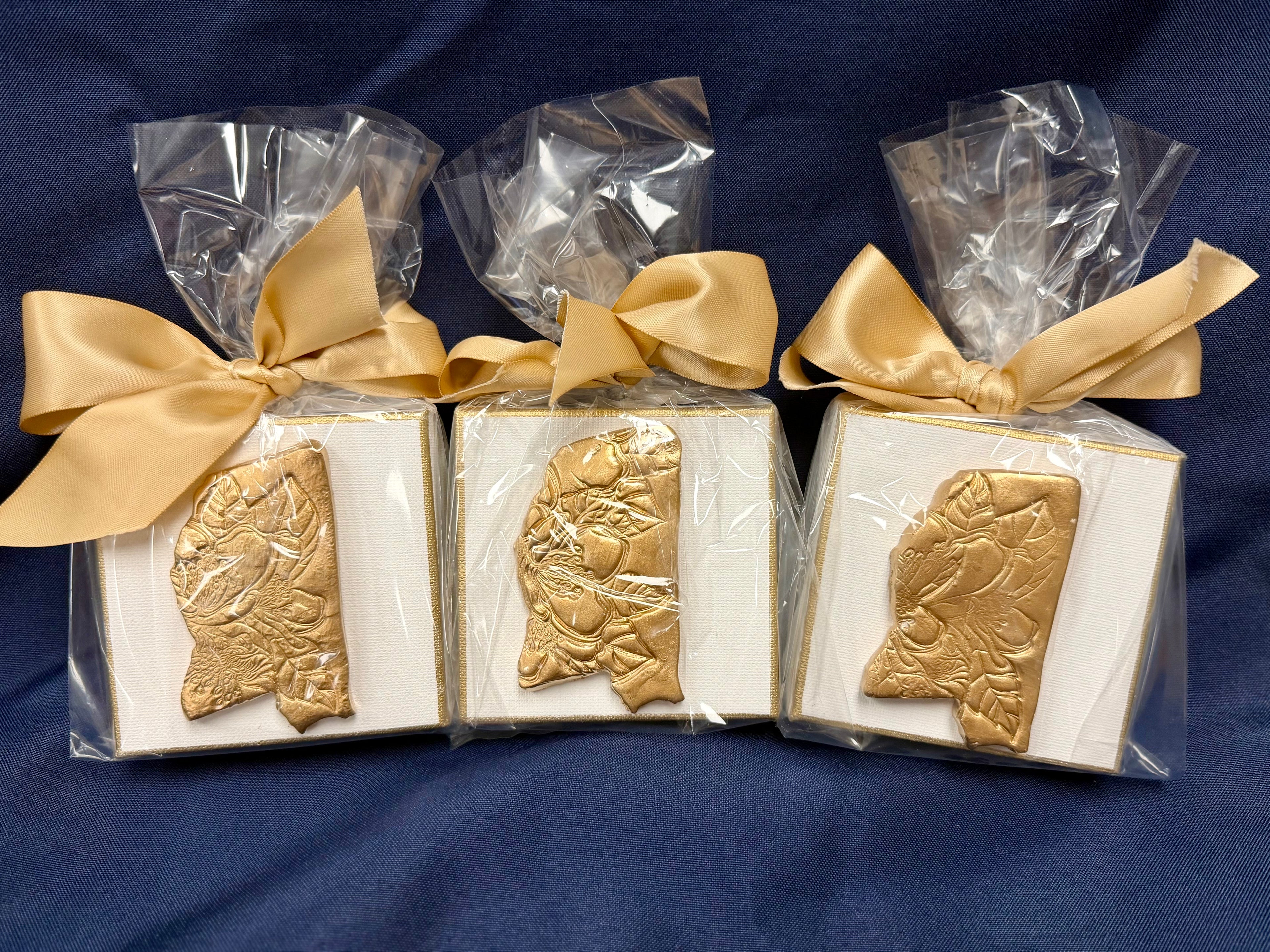 Magnolia Grace Gilded Canvas