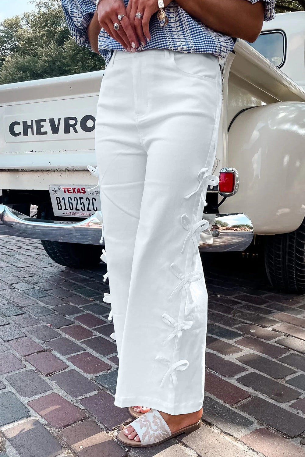The Graceful Bow Straight Jeans